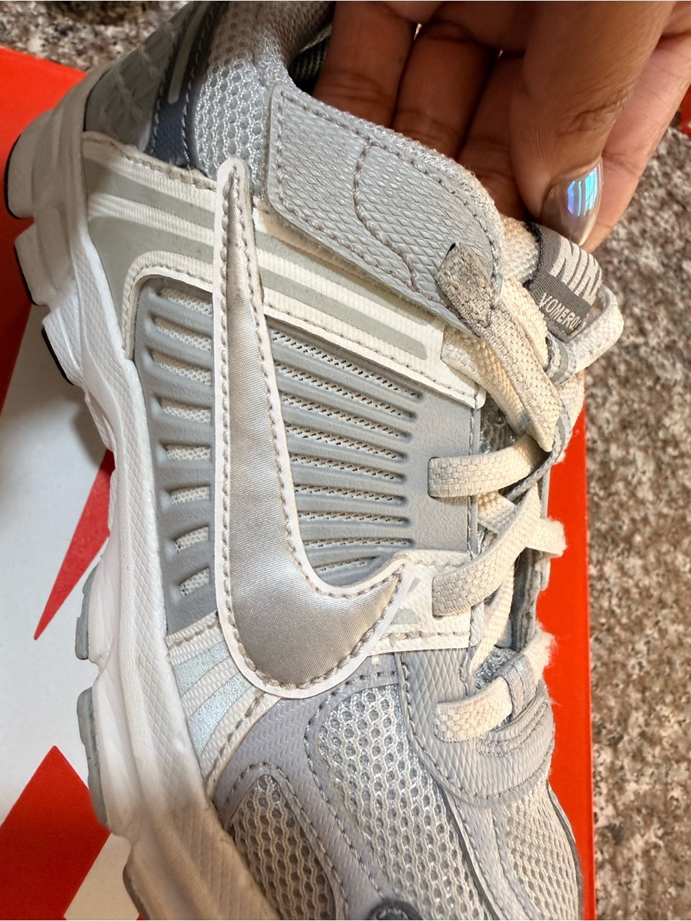 Nike Kids Iron Grey/Chrome Vomero 5 (PS) - Picture 12 of 13